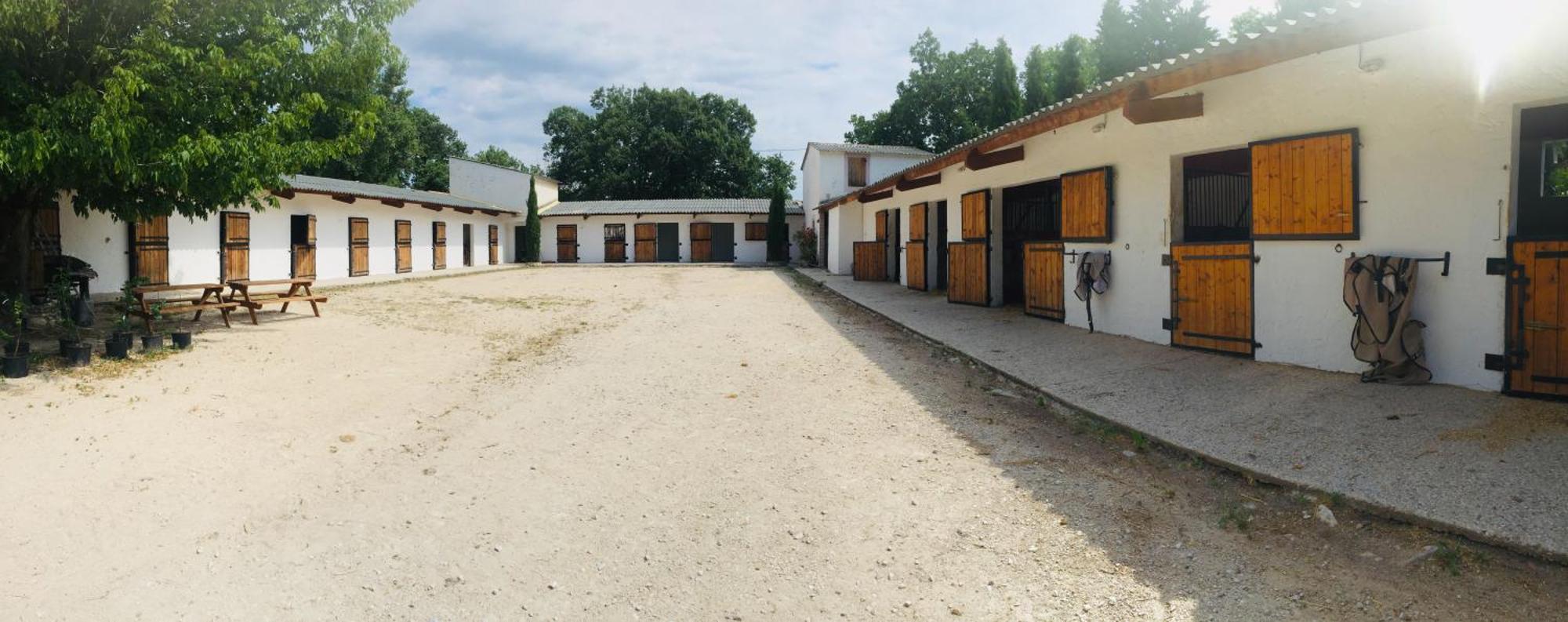 Appartement A La Campagne Л'Іль-сюр-ла-Сорг Екстер'єр фото